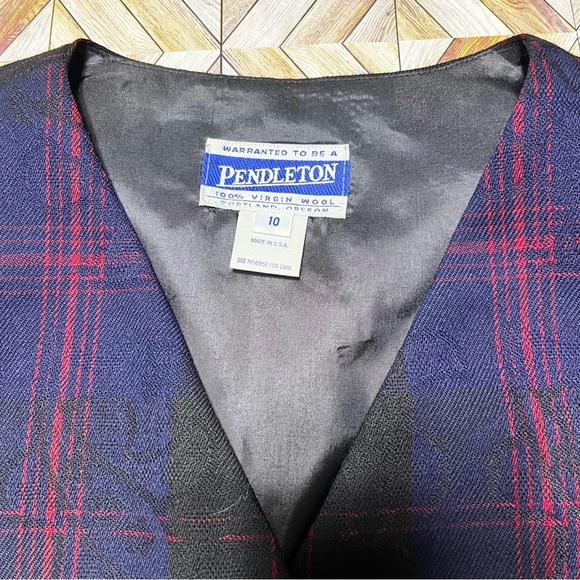 VTG Pendleton Virgin Wool Tartan Plaid Vest Academic Ivy League Made In USA Sz10 - Picture 2 of 10